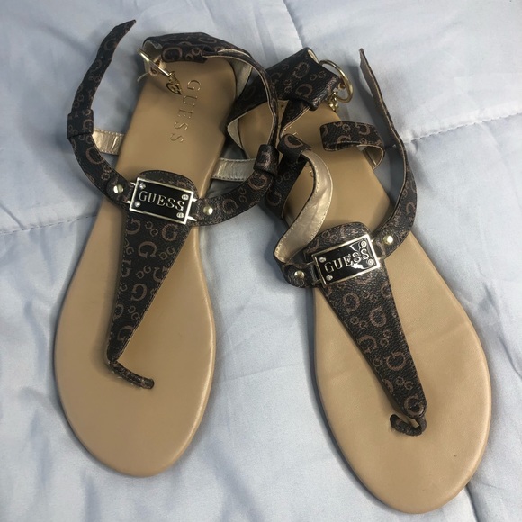 Guess Sandals - Picture 4 of 4